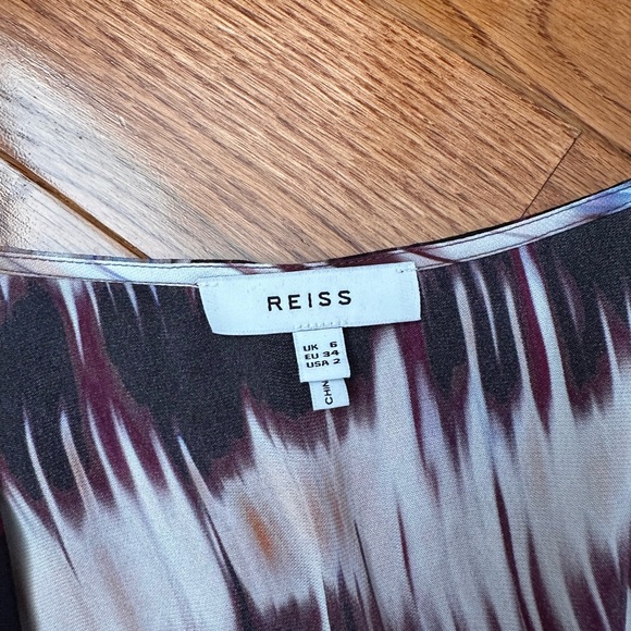 REISS Woman’s Short Sleeve Blouse - Picture 4 of 6